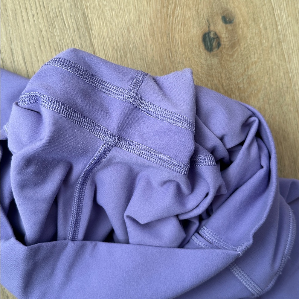 EUC align 25" dark lavender size 4 lululemon - Picture 4 of 12